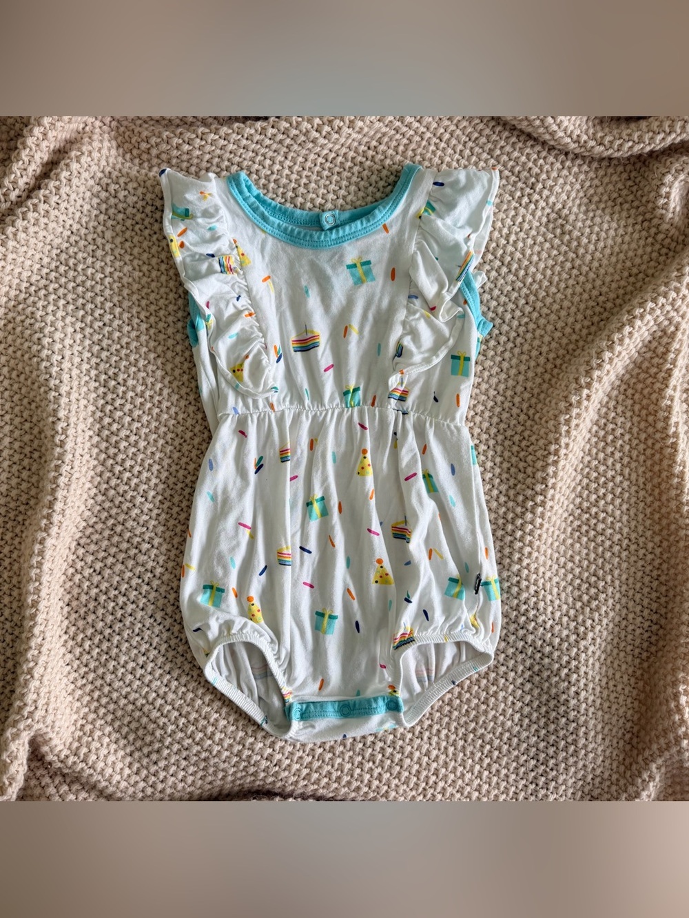 🌈 Kyte Baby Celebration Flutter Romper 6–12M